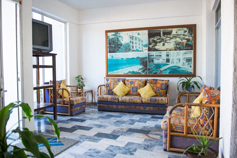 סן פטריסיו מלקווה Hotel Club Nautico El Dorado מראה חיצוני תמונה